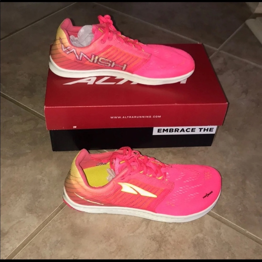 Altra vanish running shoe